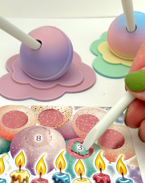 Rubbelhilfe mit Ständer "LOLLIPOP" - verschiedene Farben